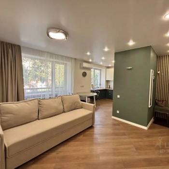Продается 3-х комнатная квартира, 57 м²