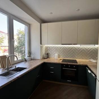Продается 3-х комнатная квартира, 57 м²