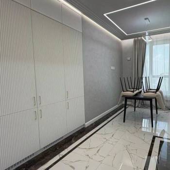 Сдается Многокомнатная квартира, 115 м²