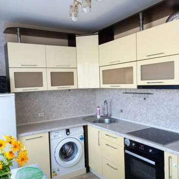Сдается 1-комнатная квартира, 37 м²