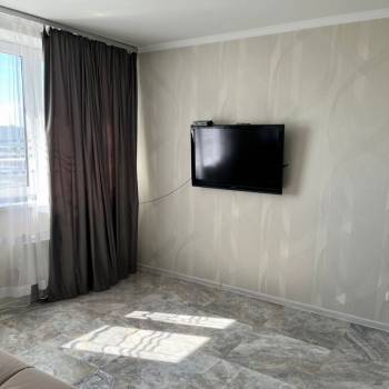 Сдается 1-комнатная квартира, 42 м²