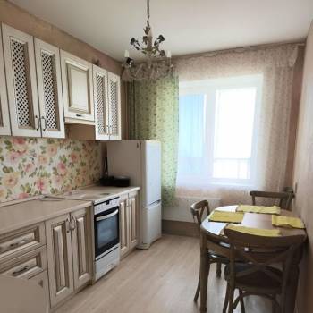 Сдается 2-х комнатная квартира, 56 м²