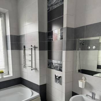 Сдается 2-х комнатная квартира, 64 м²
