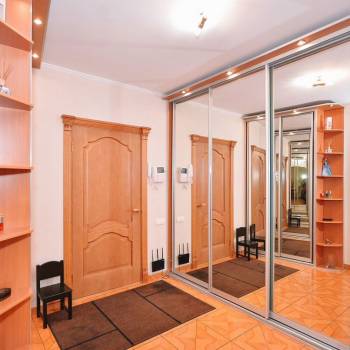 Продается 3-х комнатная квартира, 124,8 м²