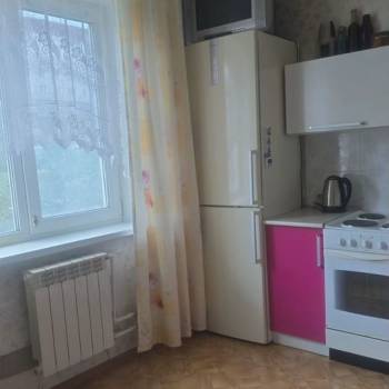 Сдается 1-комнатная квартира, 38 м²
