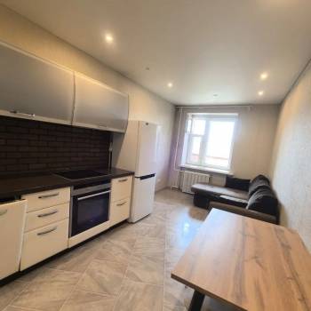 Сдается 1-комнатная квартира, 45,7 м²