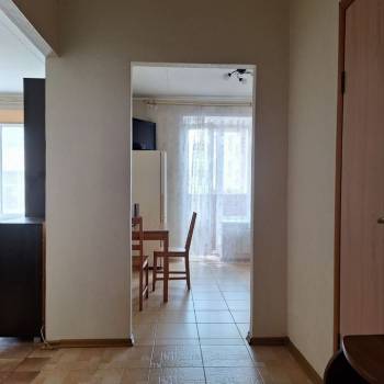 Сдается 1-комнатная квартира, 42 м²
