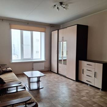 Сдается 1-комнатная квартира, 42 м²