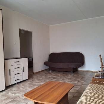 Сдается 1-комнатная квартира, 42 м²