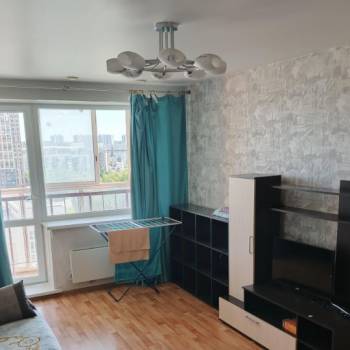 Сдается 1-комнатная квартира, 43 м²