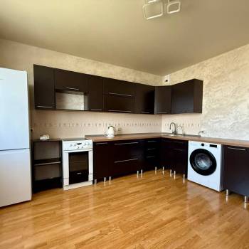 Сдается 2-х комнатная квартира, 76 м²