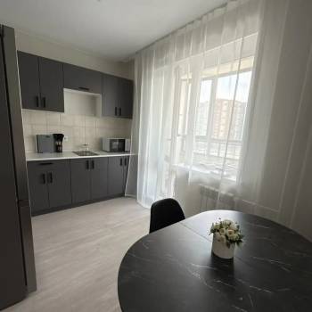 Сдается 1-комнатная квартира, 36,7 м²