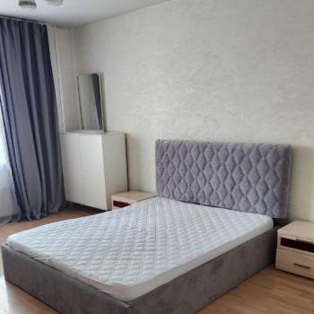 Сдается 1-комнатная квартира, 48 м²