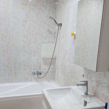 Сдается 1-комнатная квартира, 48 м²