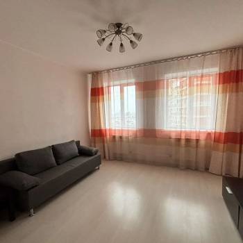 Сдается 2-х комнатная квартира, 60 м²