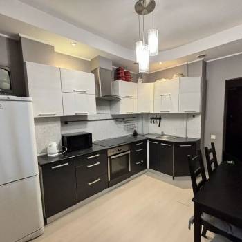 Сдается 2-х комнатная квартира, 60 м²