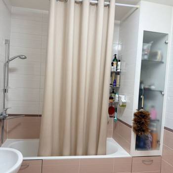 Сдается 1-комнатная квартира, 50 м²