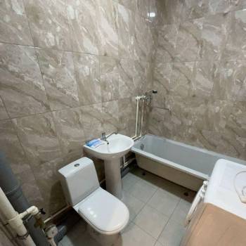Сдается 1-комнатная квартира, 39 м²