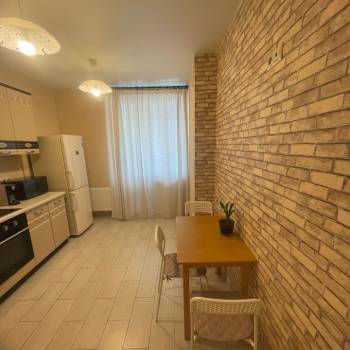 Сдается 1-комнатная квартира, 41,6 м²
