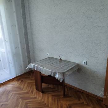 Сдается 1-комнатная квартира, 39 м²