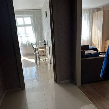 Сдается 1-комнатная квартира, 52 м²