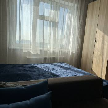 Сдается 1-комнатная квартира, 52 м²