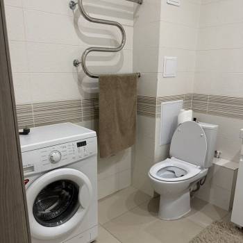 Сдается 1-комнатная квартира, 52 м²