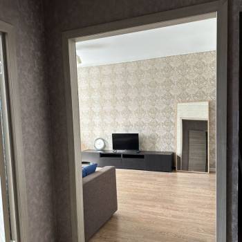 Сдается 1-комнатная квартира, 52 м²