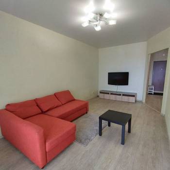 Сдается 1-комнатная квартира, 42,4 м²
