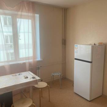 Сдается Многокомнатная квартира, 90 м²