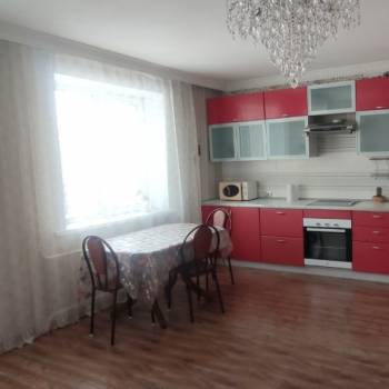 Сдается 2-х комнатная квартира, 80 м²