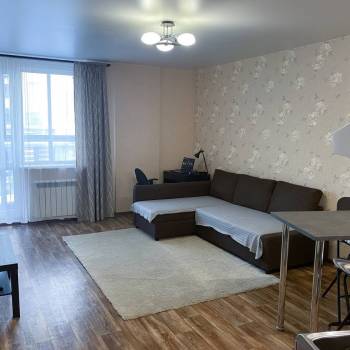 Сдается 1-комнатная квартира, 40 м²