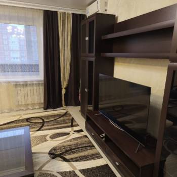 Сдается 1-комнатная квартира, 37 м²