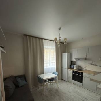 Сдается 1-комнатная квартира, 35 м²