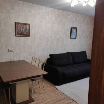 Сдается 1-комнатная квартира, 40 м²