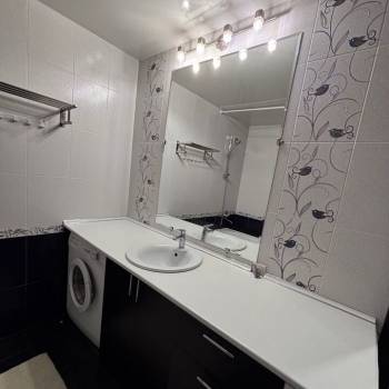 Сдается 2-х комнатная квартира, 61 м²