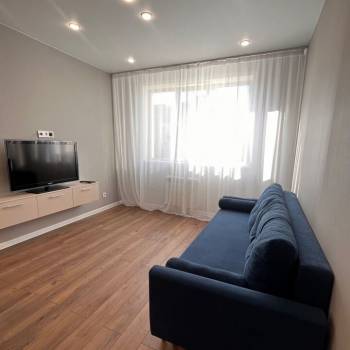 Сдается 1-комнатная квартира, 48 м²