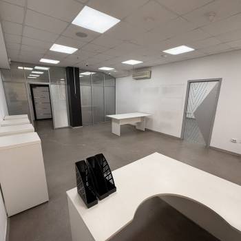 Сдается Нежилое помещение, 78 м²
