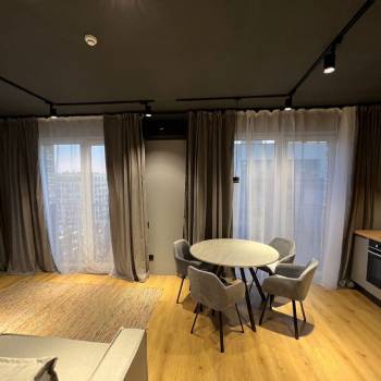 Сдается Многокомнатная квартира, 60 м²