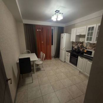 Сдается 2-х комнатная квартира, 67 м²