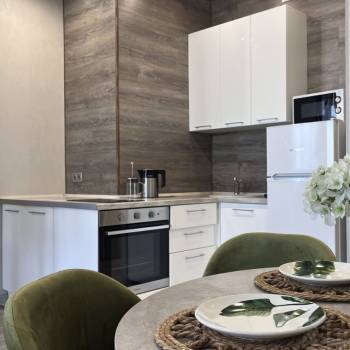 Сдается 1-комнатная квартира, 52 м²