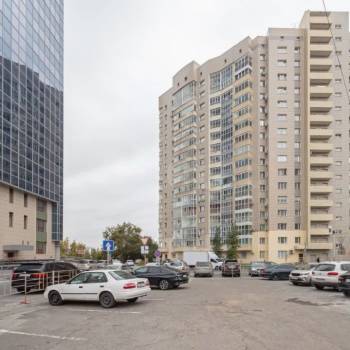 Сдается 2-х комнатная квартира, 72 м²