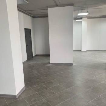 Сдается Нежилое помещение, 120 м²