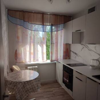 Сдается 2-х комнатная квартира, 42 м²