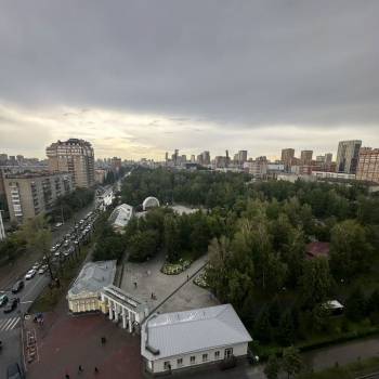 Сдается 2-х комнатная квартира, 90 м²
