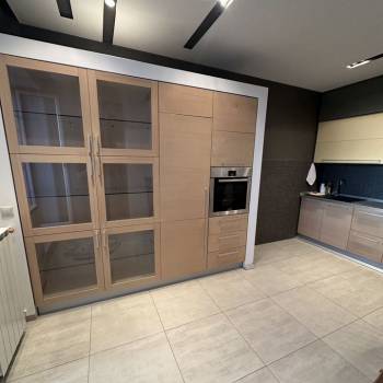 Сдается 2-х комнатная квартира, 90 м²