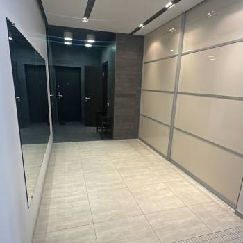 Сдается 2-х комнатная квартира, 90 м²