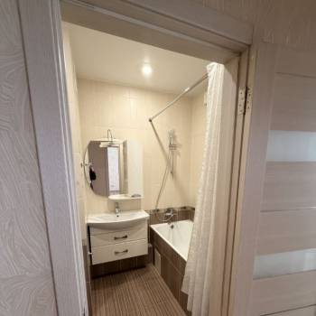 Сдается 2-х комнатная квартира, 63 м²