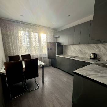 Сдается 1-комнатная квартира, 35,8 м²