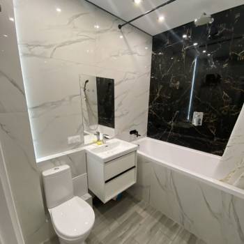 Сдается 1-комнатная квартира, 310 м²